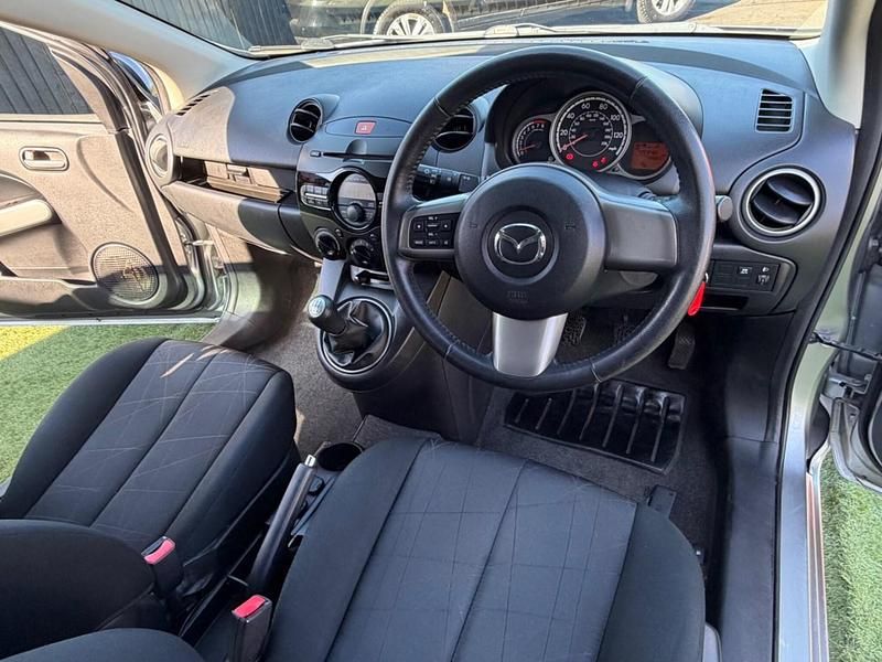 Used Mazda 2 2014 Silver Hatchback