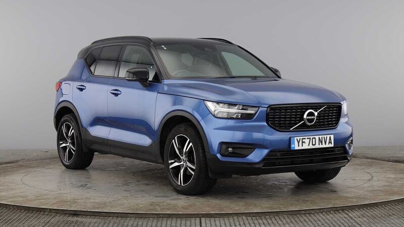 Blue Used 2021 Volvo XC40 R-Design SUV | £21,190 (Fair price) - Image 1/4