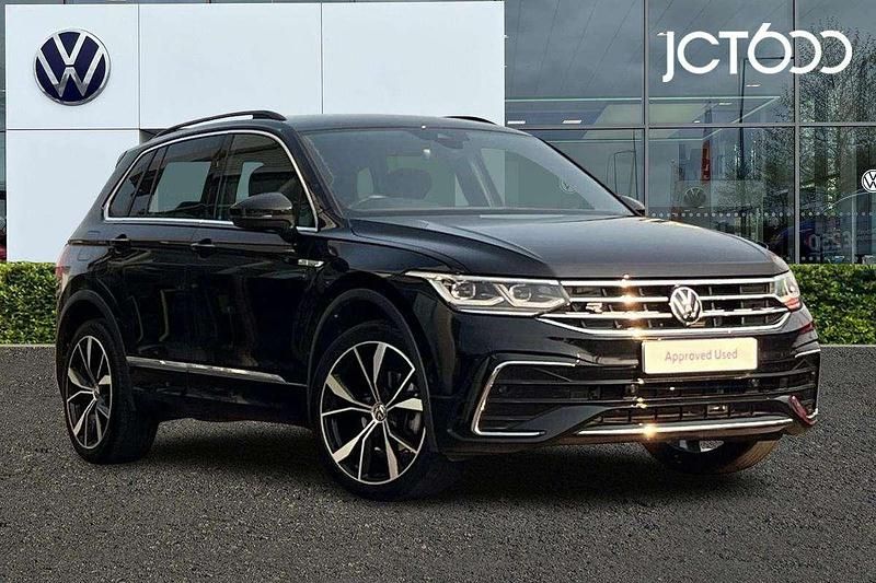 Black Used 2022 VW Tiguan R-line SUV | £25,250 (Fair price) - Image 1/4