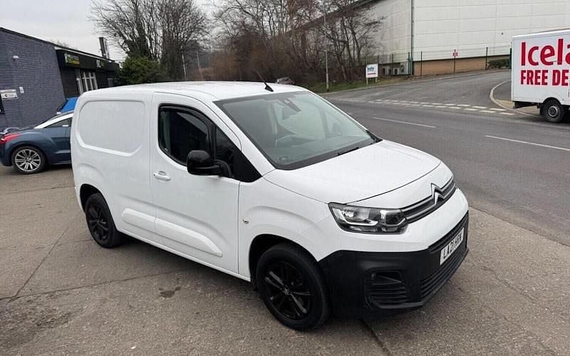 Used 2021 Citroën Berlingo MPV | £7,989 (Good price) - Image 1/4