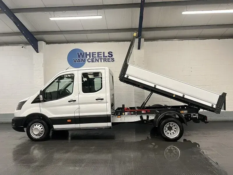 Used Ford Transit 130 HP (95 kW) 2025 White Cabriolet