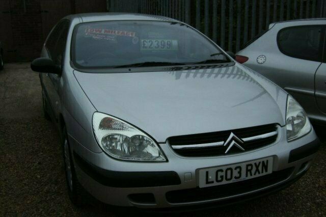 Used 2003 Citroën C5 Estate | £2,399 - Image 1/4