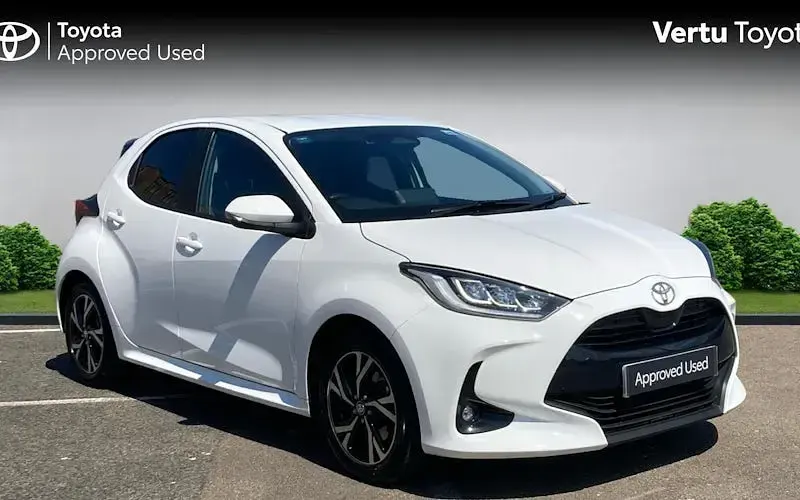 Used Toyota Yaris Design 116 HP (85 kW) 2024 Hatchback