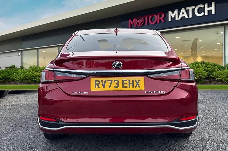 Used Lexus ES300H 2023 Red Sedan