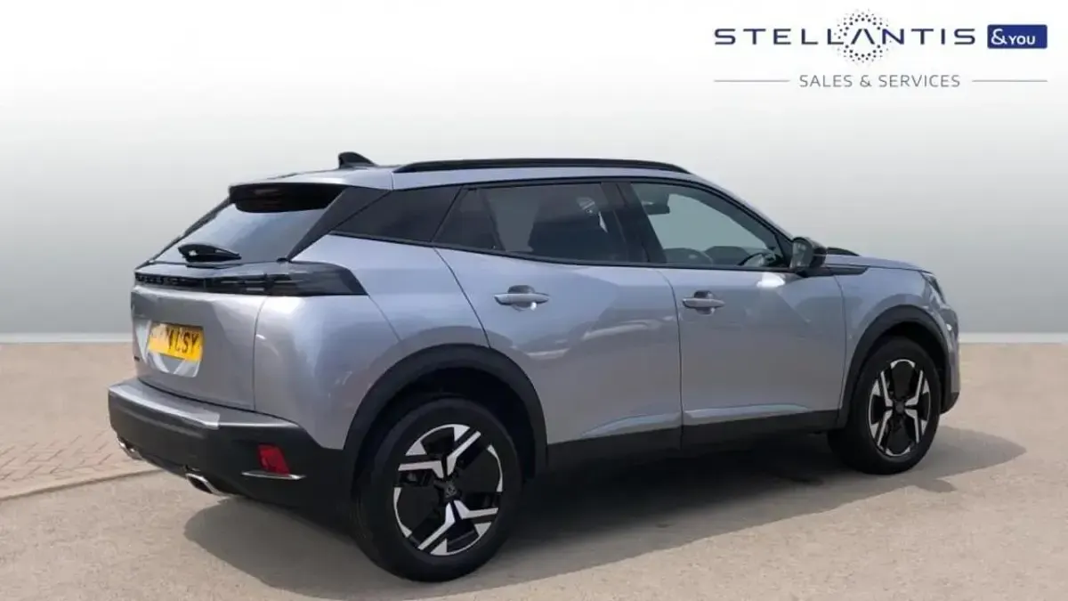 Used Peugeot 2008 Allure 129 HP (94 kW) 2024 Grey SUV