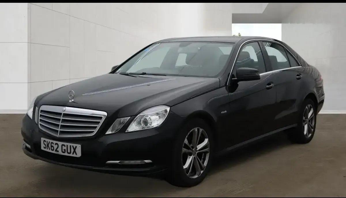 Used Mercedes E200 SE 2012 Black Sedan
