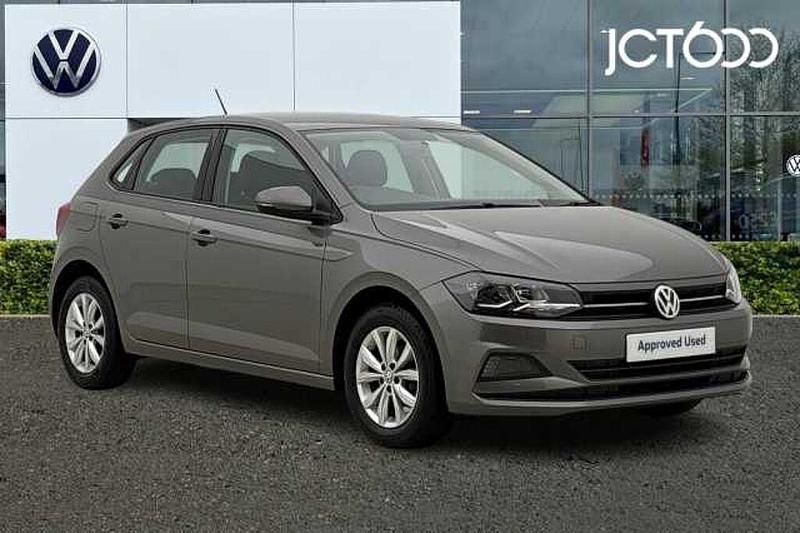 Used VW Polo SE 65 HP (47 kW) 2018 Grey Hatchback