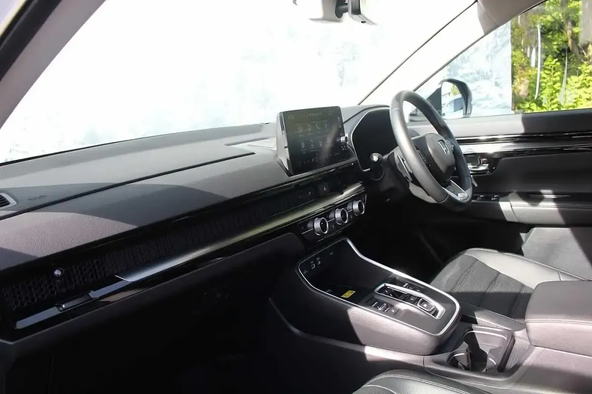 Used Honda CR-V Advance 180 HP (132 kW) 2025 White SUV