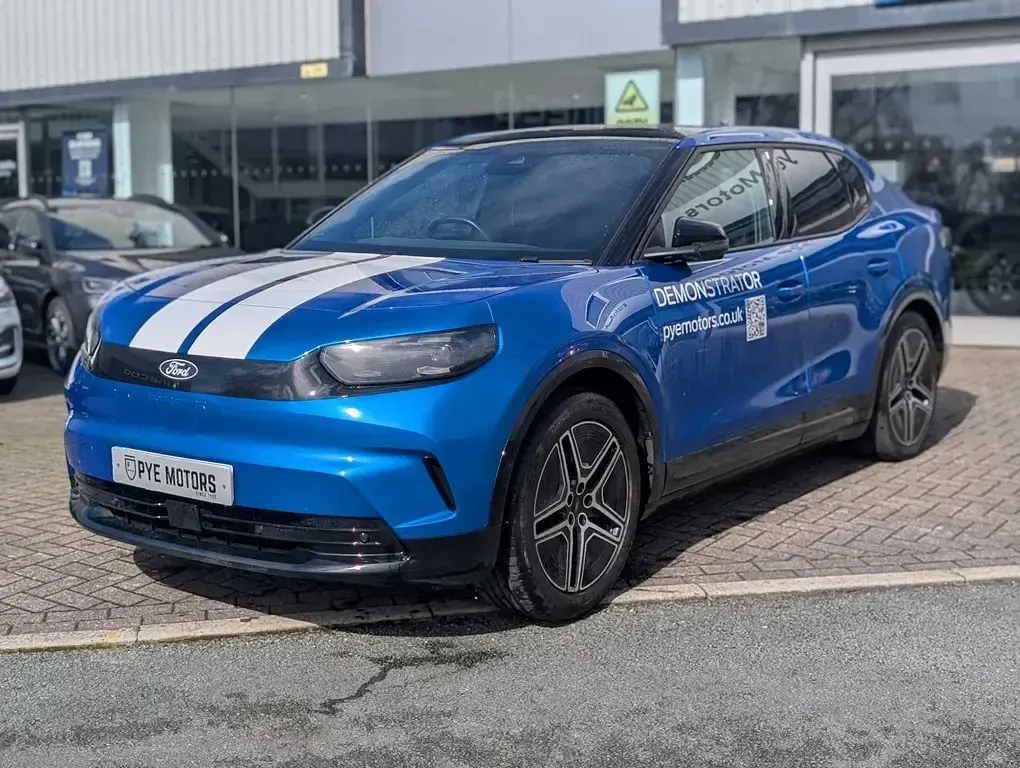 Used Ford Capri Premium 210 kW (286 HP) 2024 Blue SUV