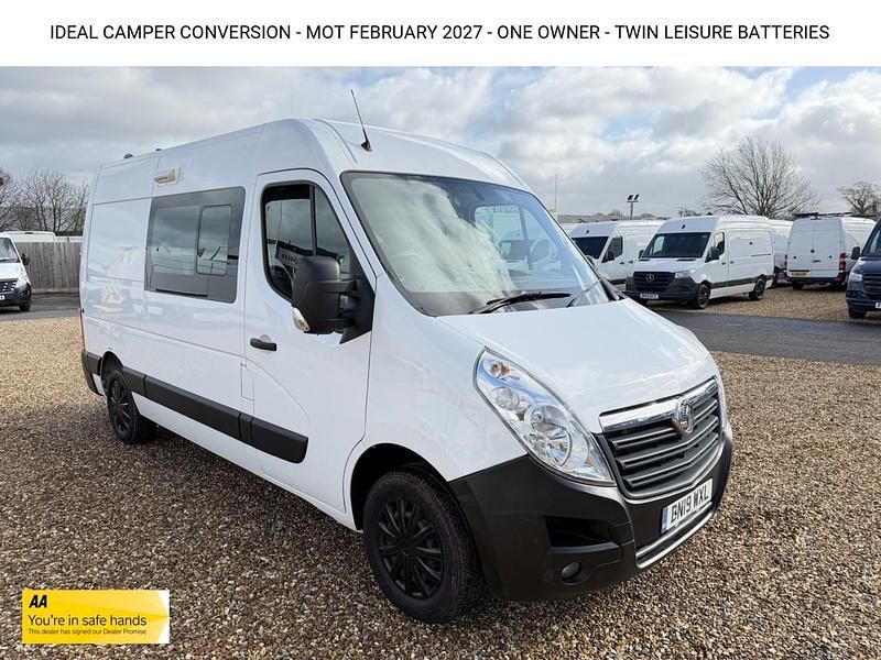 Second-hand Vauxhall Movano 130 CP (95 kW) 2019 Alb Monovolum