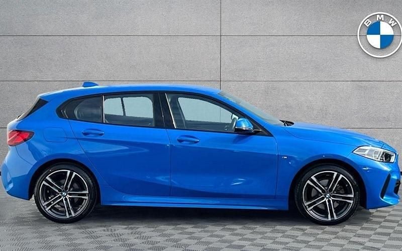Used BMW 118 M Sport 136 HP (100 kW) 2023 Blue Hatchback