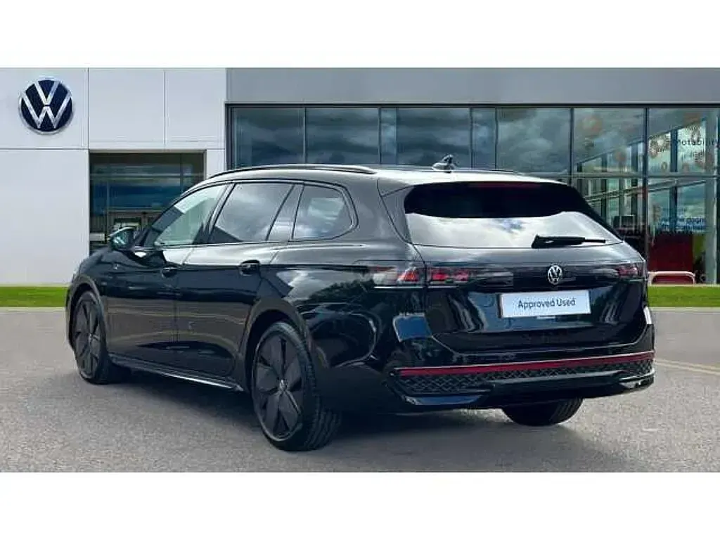 Used VW Passat R-line 204 HP (150 kW) 2026 Grenadilla black metallic Estate