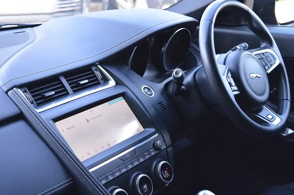 Used Jaguar E-Pace R-Dynamic 150 HP (110 kW) 2019 Grey SUV
