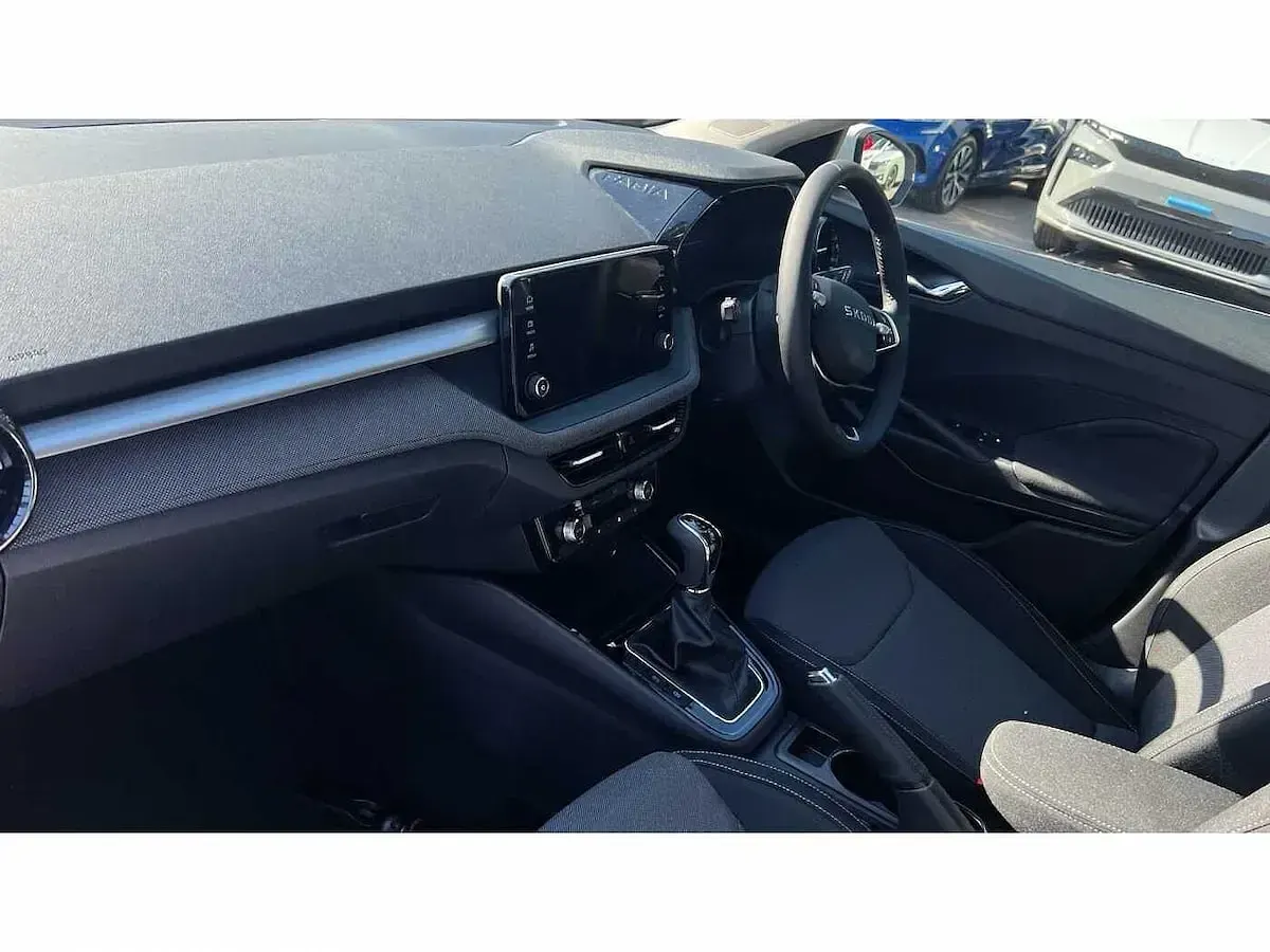 New Skoda Fabia SE 116 HP (85 kW) 2026 Moon white metallic Hatchback