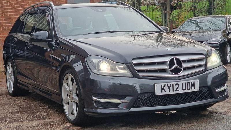 Used Mercedes C220 170 HP (125 kW) 2012 Black Estate