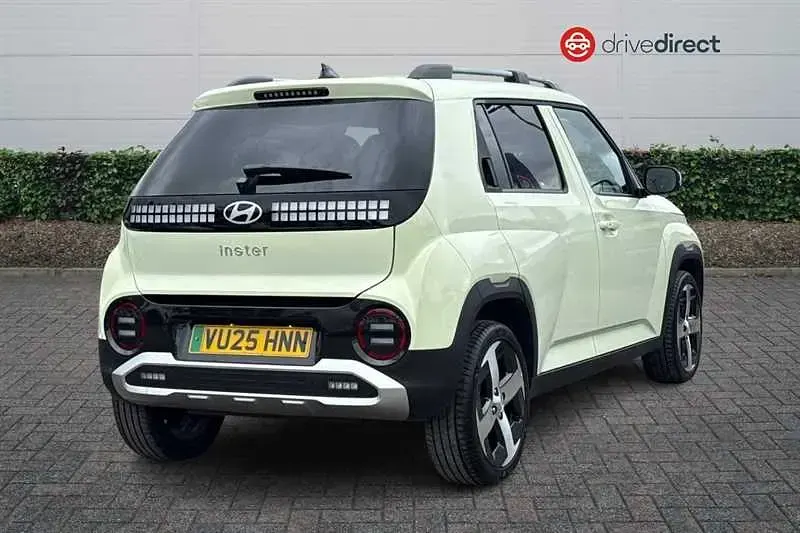 Used Hyundai Inster 85 kW (116 HP) 2025 Cream Hatchback