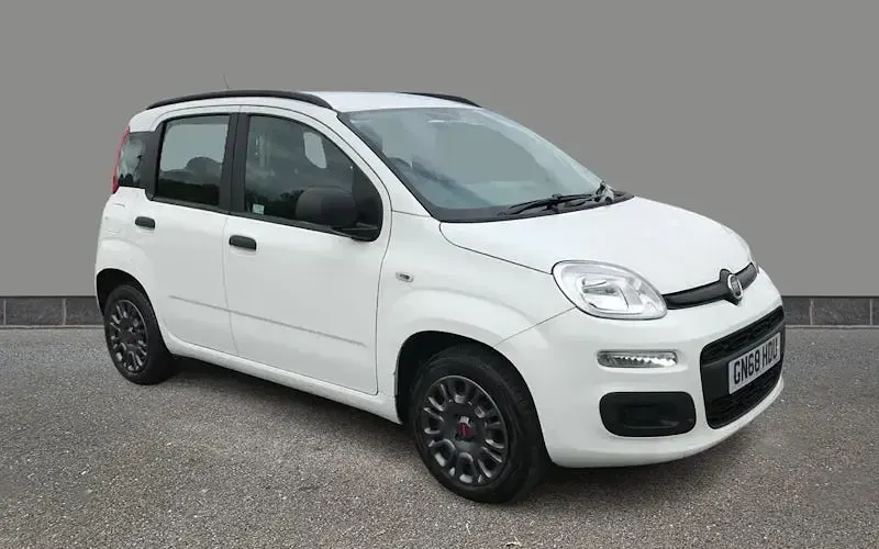 Begagnad Fiat Panda Easy 69 HK (50 kW) 2020 Halvkombi