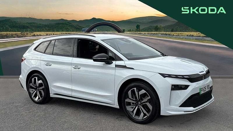 White Used 2025 Skoda Enyaq iV SportLine SUV | £35,766 - Image 1/4
