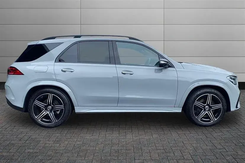 Used Mercedes GLE450 AMG Urban 367 HP (269 kW) 2025 Alpine grey Estate