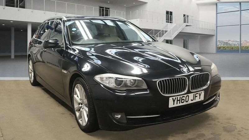 Black Used 2010 BMW 525 Estate | £4,995 (A bit pricey) - Image 1/3