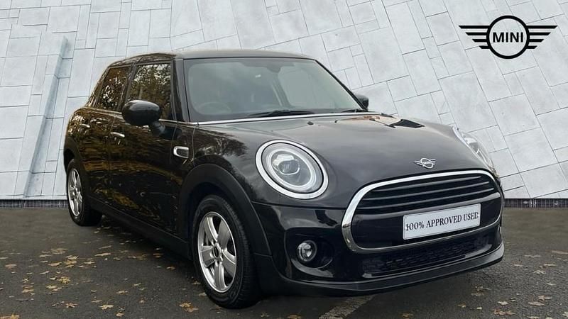Black Used 2021 Mini Cooper Classic Hatchback | £13,495 (Good price) - Image 1/4