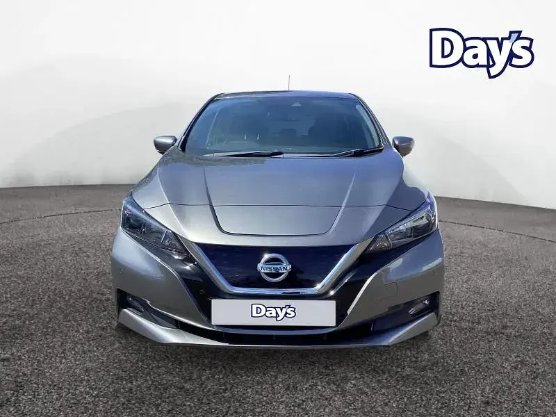 Used Nissan Leaf N-Connecta 110 kW (150 HP) 2019 Grey Hatchback