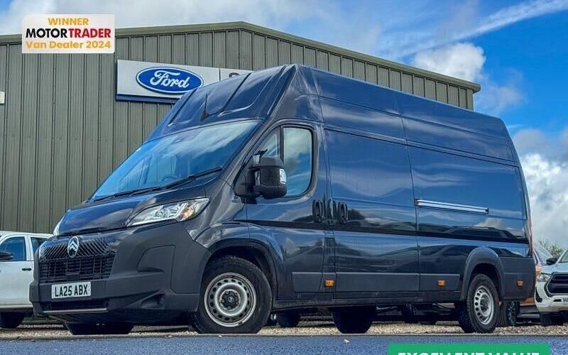 Used Citroën Relay 140 HP (102 kW) 2025 Grey Van