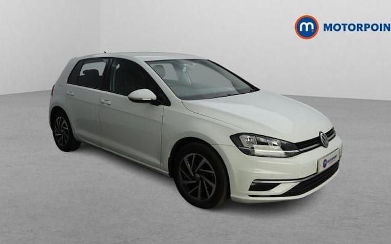 Used VW Golf VII Match 150 HP (110 kW) 2019 White Hatchback