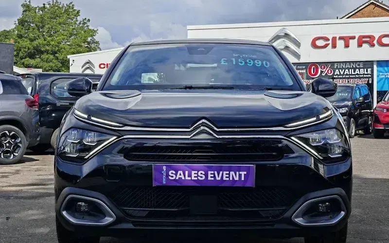 Gebraucht Citroën C4 X PureTech 131 PS (96 kW) 2024 Schwarz SUV