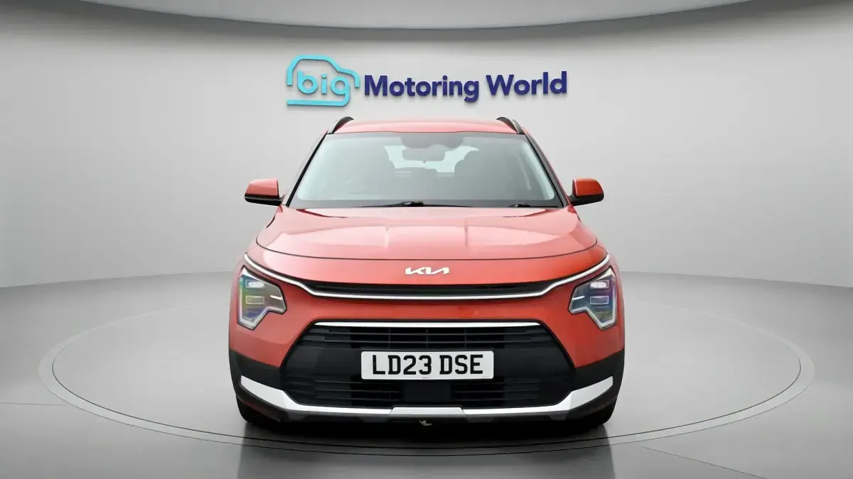 Używany Kia Niro 2023 Pomarańczowy SUV
