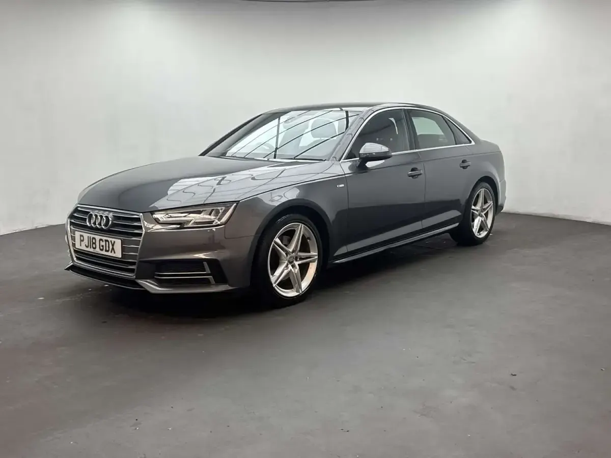 Used Audi A4 S-Line 150 HP (110 kW) 2018 Grey Sedan