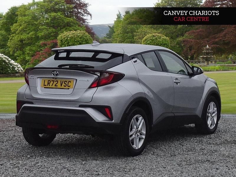 Used Toyota C-HR 122 HP (89 kW) 2022 Silver SUV