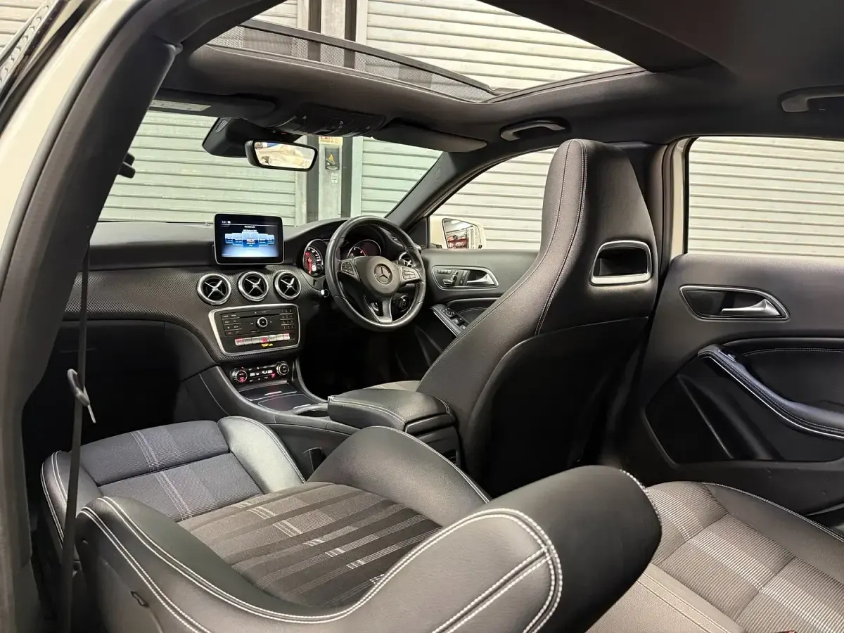 Used Mercedes A200 Sport Edition 136 HP (100 kW) 2018 White Hatchback