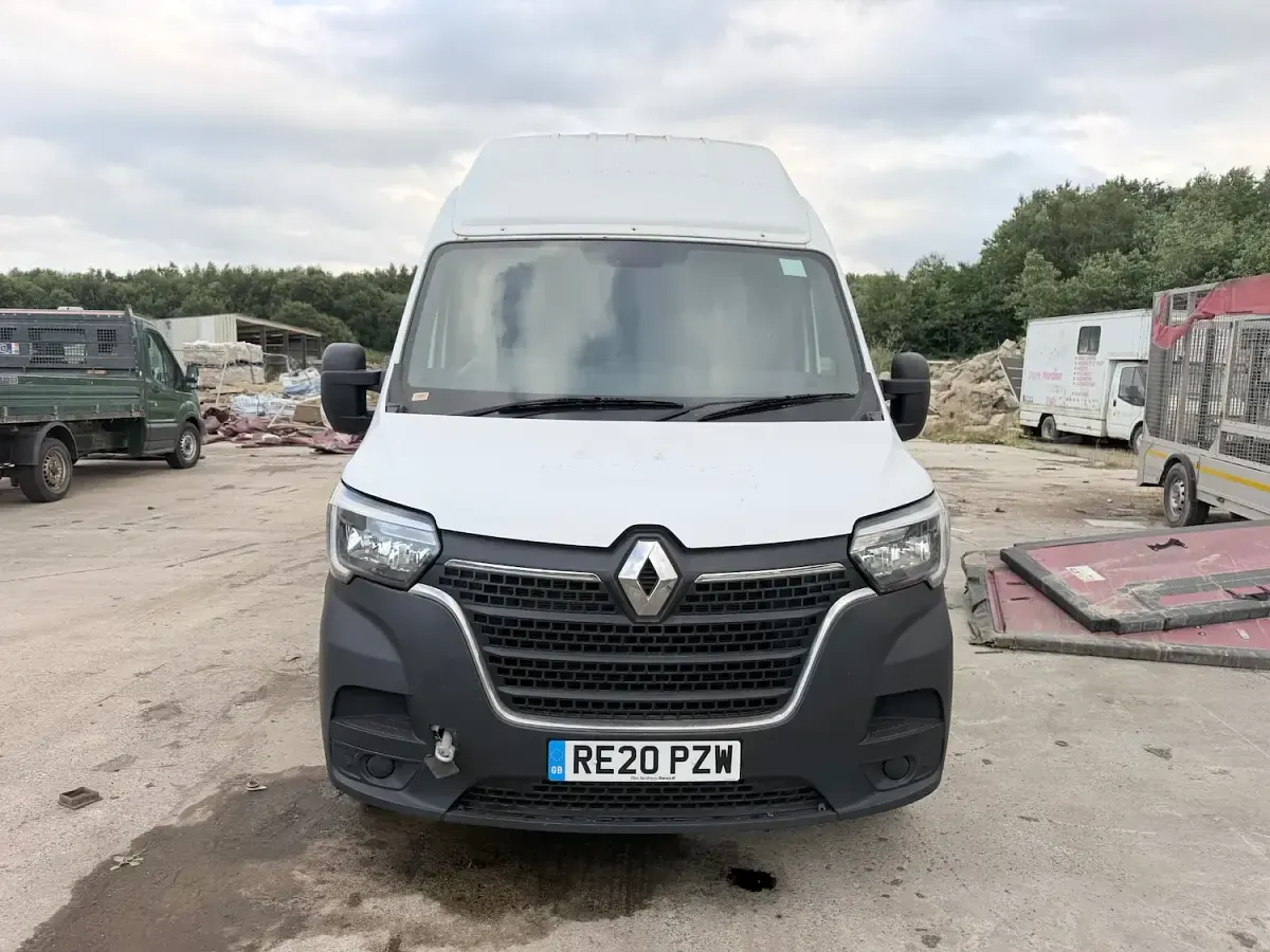 Used Renault Master Business 2020 White MPV