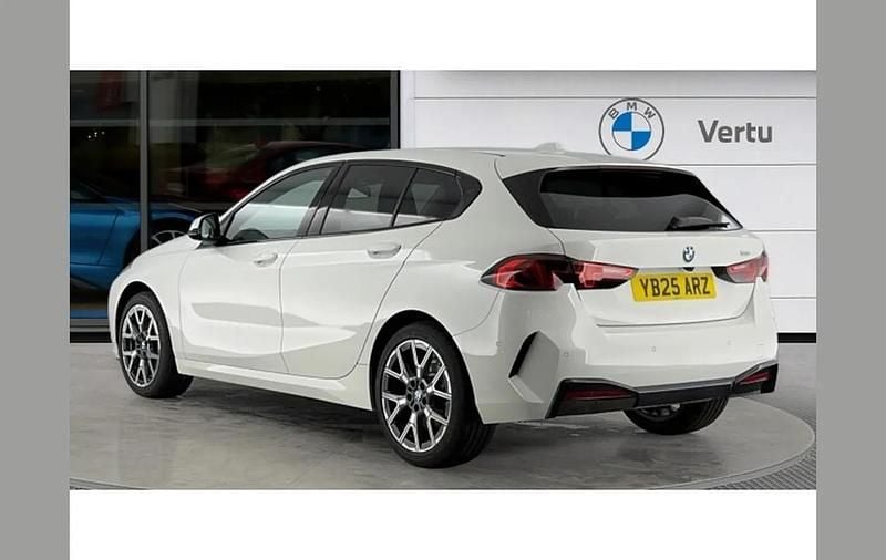 Used BMW 120 Sport Line 154 HP (113 kW) 2025 White Hatchback