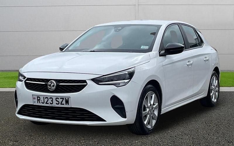 Używany Vauxhall Corsa Design Edition 101 KM (74 kW) 2023 Biały Hatchback