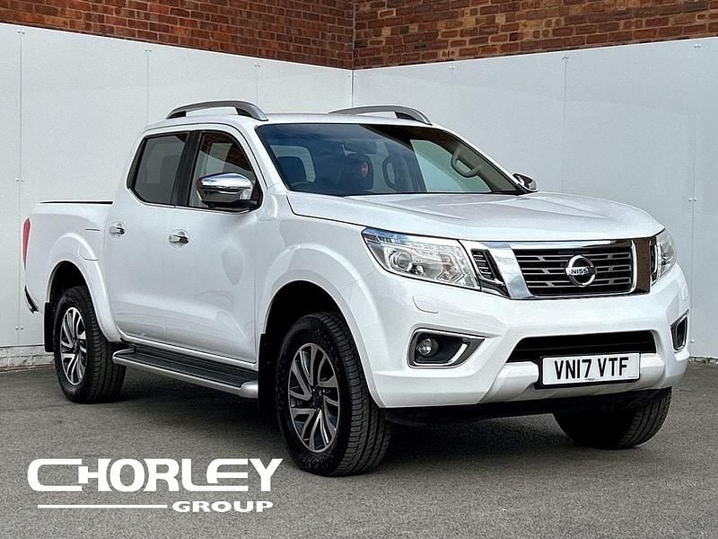 White Used 2017 Nissan Navara S Pickup | £14,870 (Good price) - Image 1/4