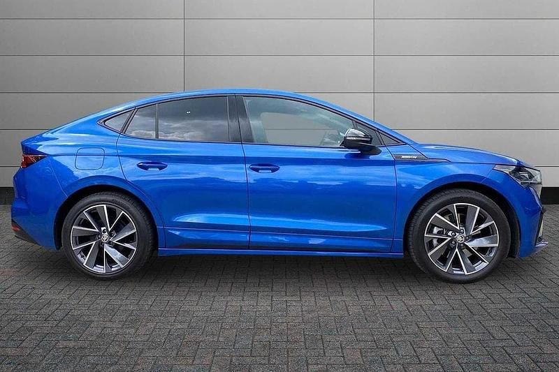 Used Skoda Enyaq iV SportlinePlus 210 kW (286 HP) 2025 Blue SUV