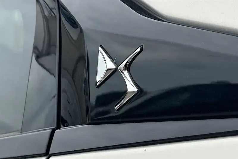 Used DS Automobiles DS4 Rivoli 180 HP (132 kW) 2022 White SUV