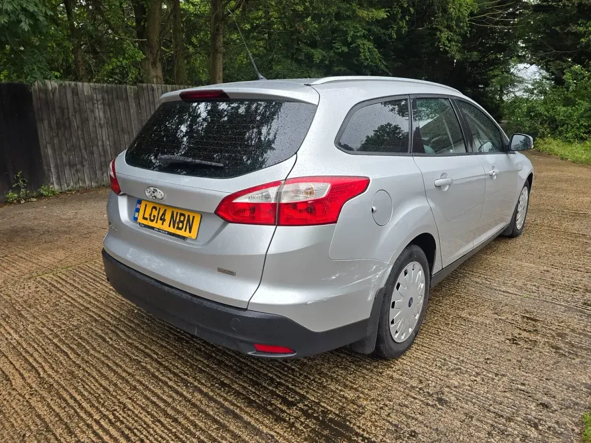 Used Ford Focus 2014 Silver Estate