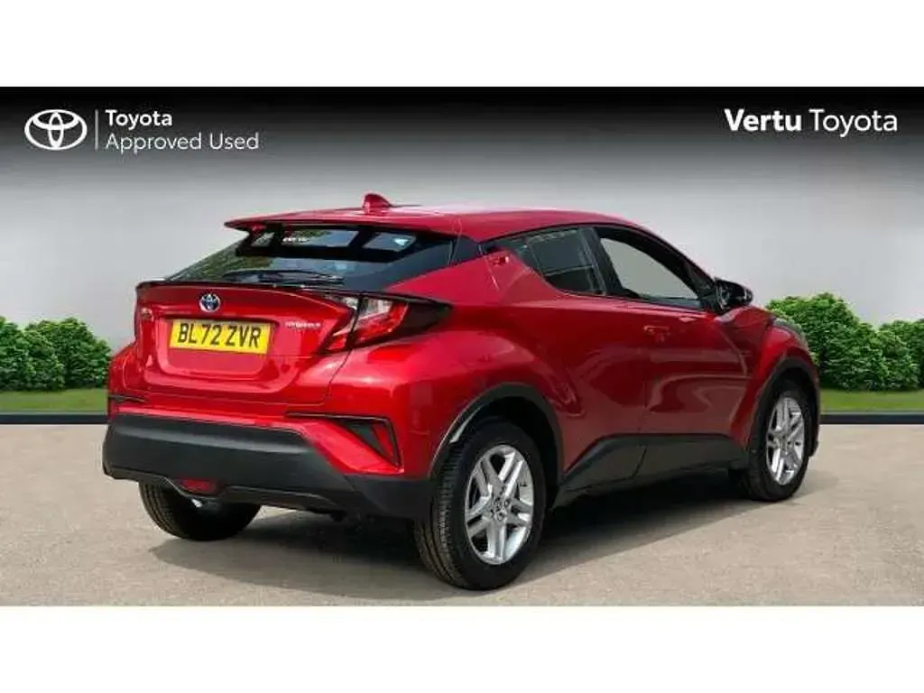 Used Toyota C-HR 122 HP (89 kW) 2023 SUV