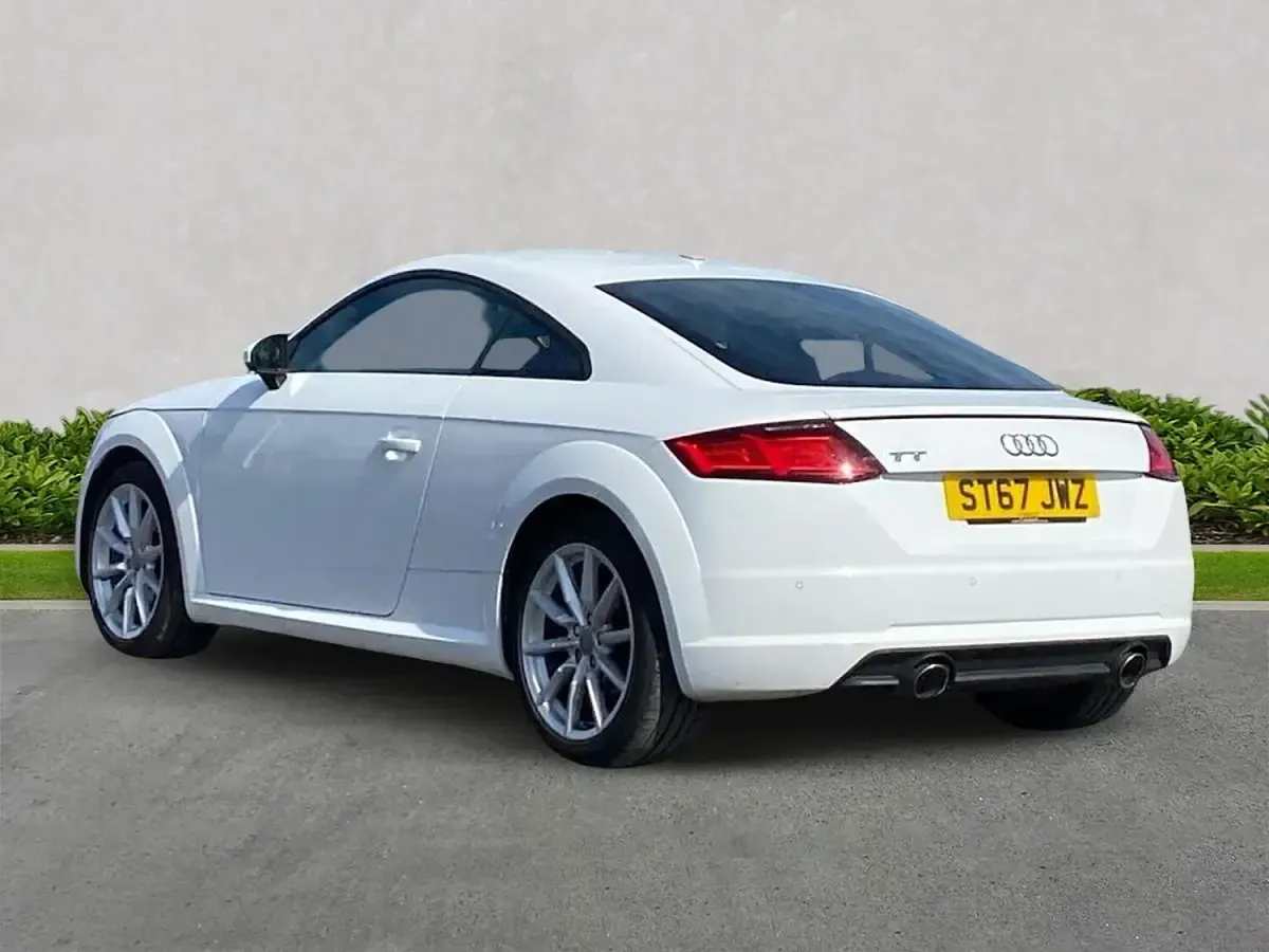 Used Audi TT Sport 180 HP (132 kW) 2017 White Coupe