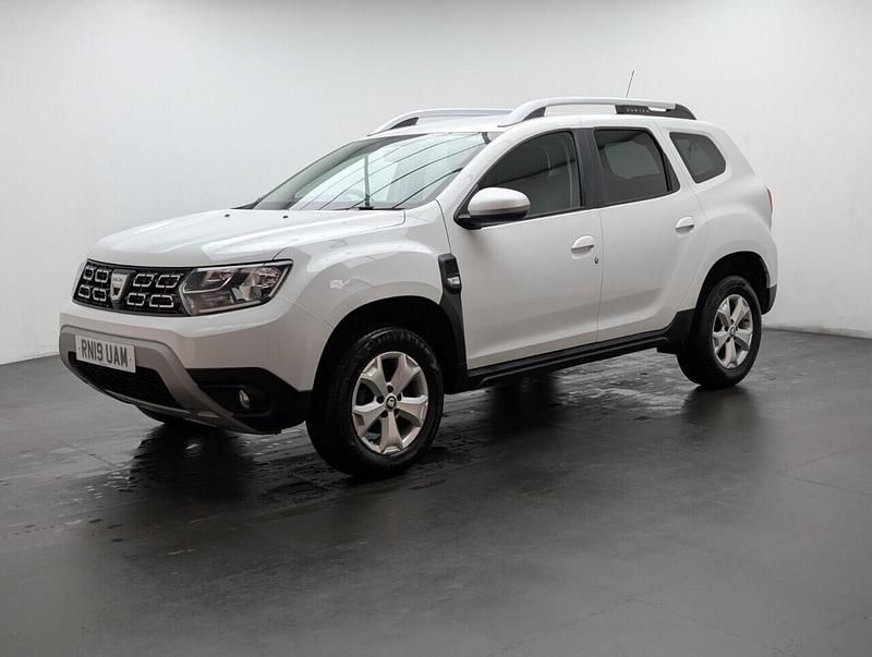 Used Dacia Duster Comfort 130 HP (95 kW) 2019 White Hatchback