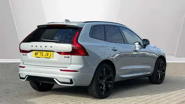 Usado Volvo XC60 Plus 247 HP (181 kW) 2026 SUV