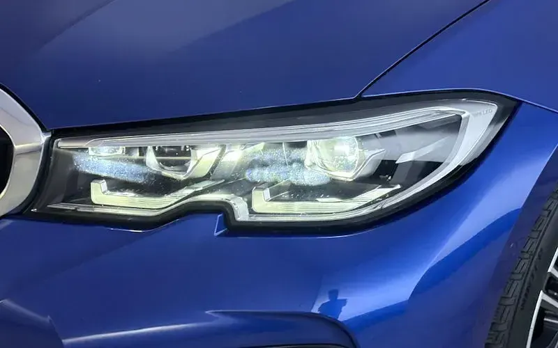 Used BMW 318 M Sport 156 HP (114 kW) 2021 Blue Sedan