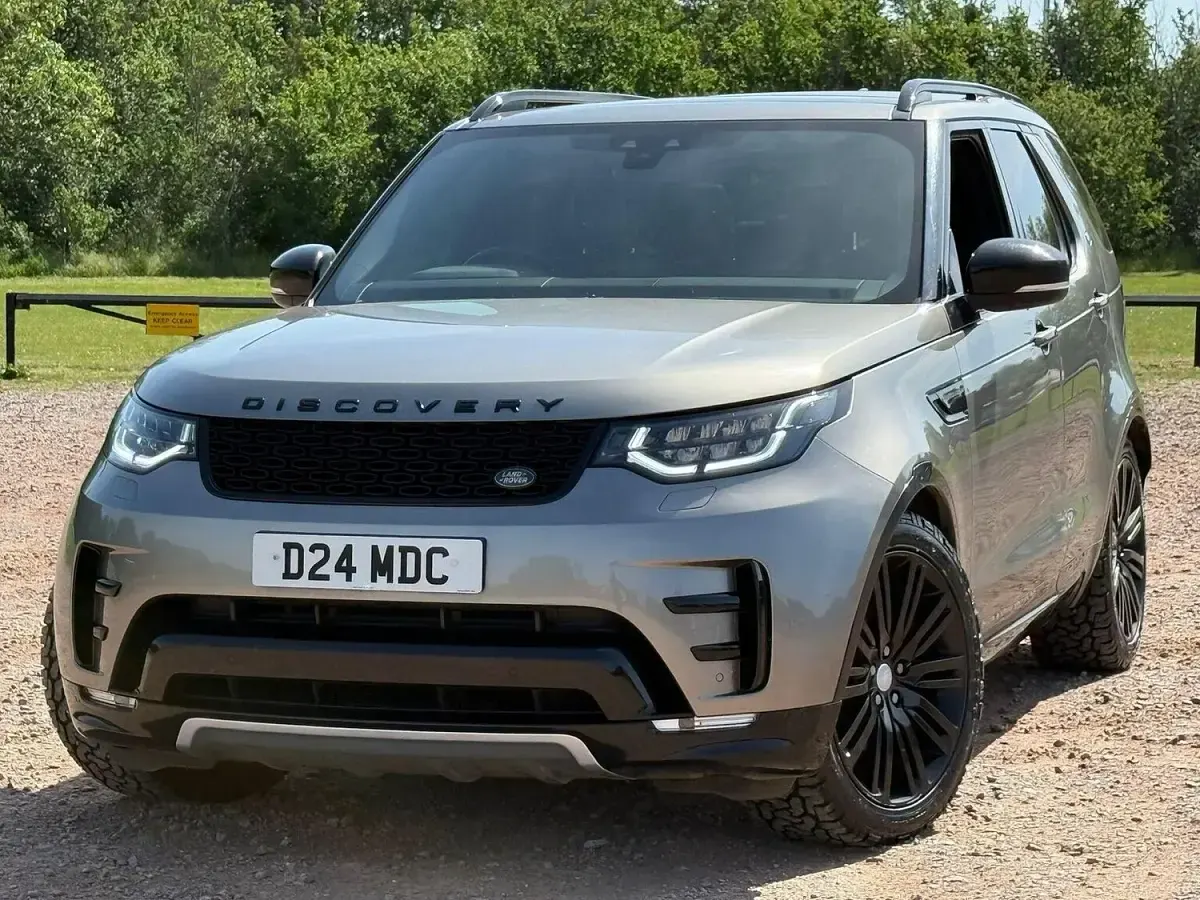 Used Land Rover Discovery 5 HSE 300 HP (220 kW) 2018 Silver SUV
