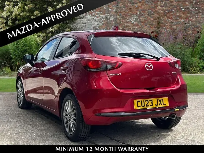 Usado Mazda 2 Exclusive-Line 90 HP (66 kW) 2023 Vermelho Citadino