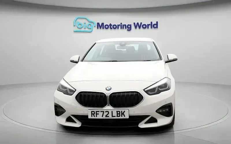 Usata BMW 218 Sport Line 136 CV (100 kW) 2023 Bianco Coupé