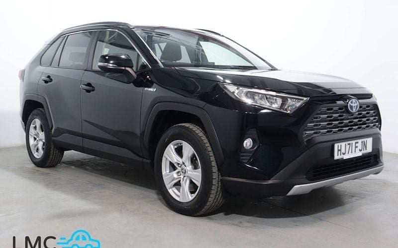 Usado Toyota RAV4 218 HP (160 kW) 2022 Carrinha