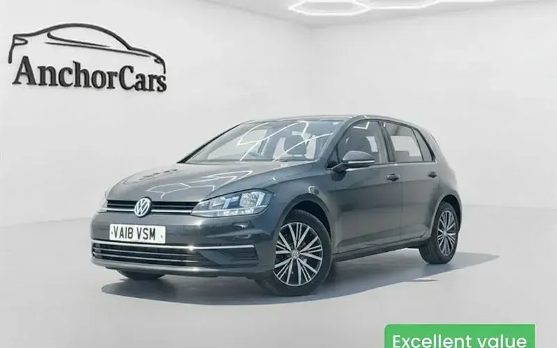 Used VW Golf VII SE 116 HP (85 kW) 2018 Hatchback